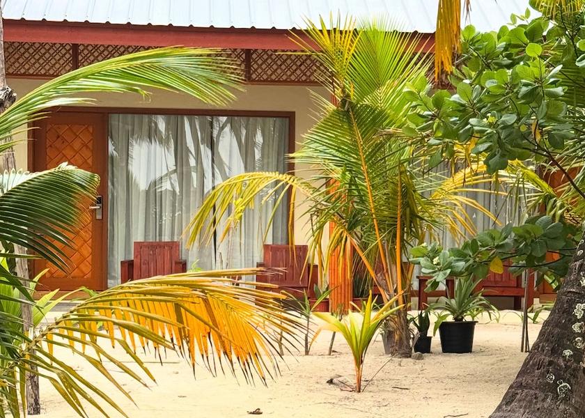 Vaavu Atoll Rakeedhoo Exterior