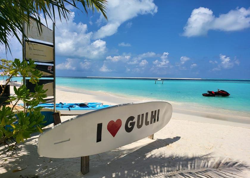Kaafu Atoll Gulhi Beach