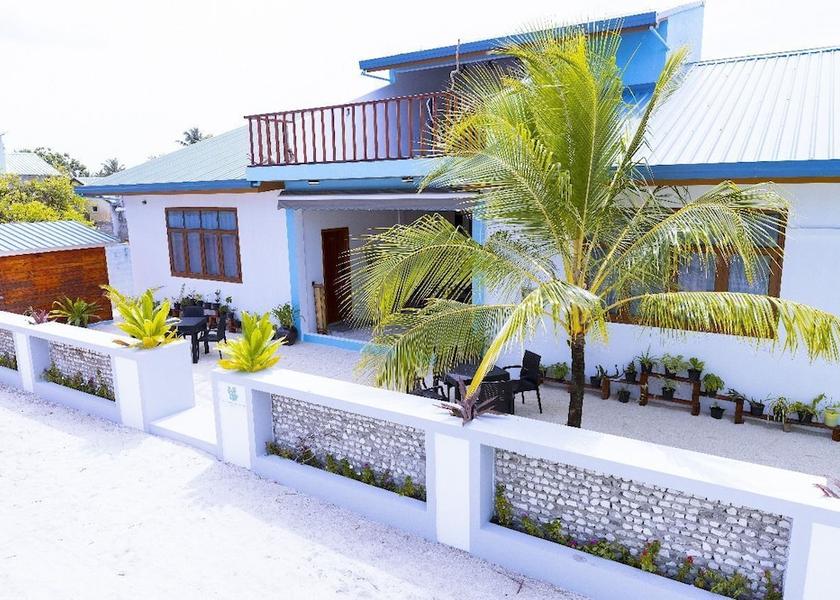 Haa Alifu Atoll Vashafaru Facade