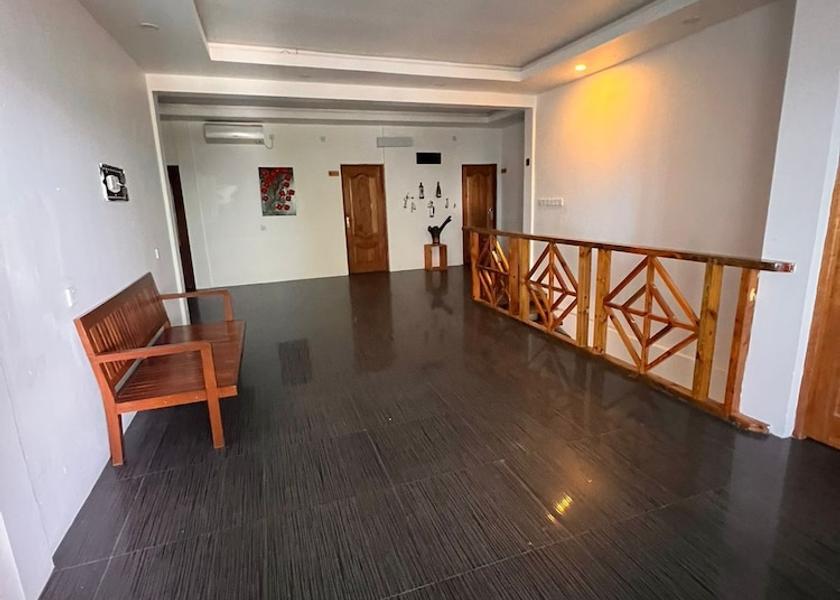 Kaafu Atoll Maafushi Interior Entrance