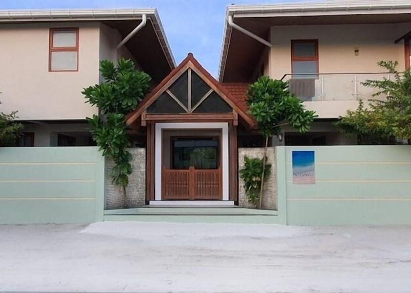 Haa Dhaalu Atoll Hanimaadhoo Front of property