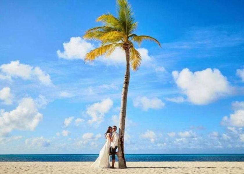 Kaafu Atoll Thulusdhoo Island Beach