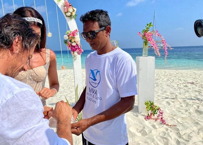 South Ari Atoll Hangnaameedhoo Indoor wedding