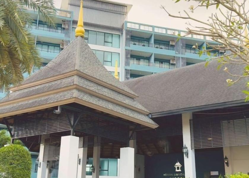 Chonburi Sattahip Facade