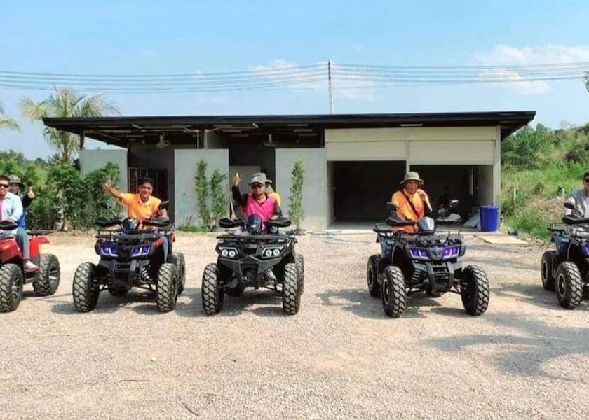 Prachuap Khiri Khan Tha Yang Exterior Detail