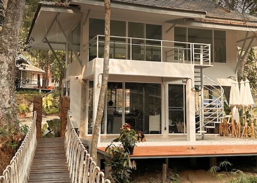 Chiang Mai Province Mae On Facade