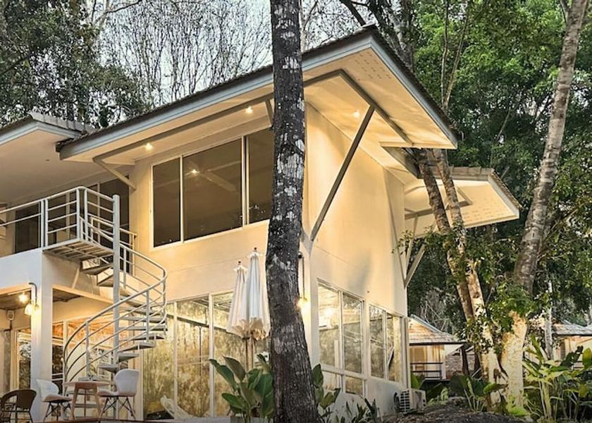 Chiang Mai Province Mae On Primary image