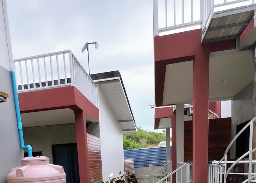 Chonburi Koh Lan Exterior Detail