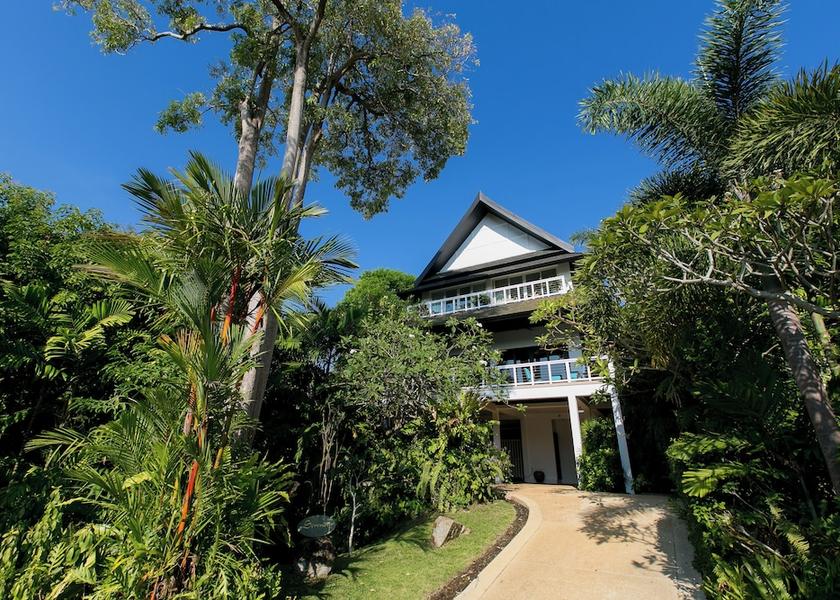 Phuket Karon Exterior Detail