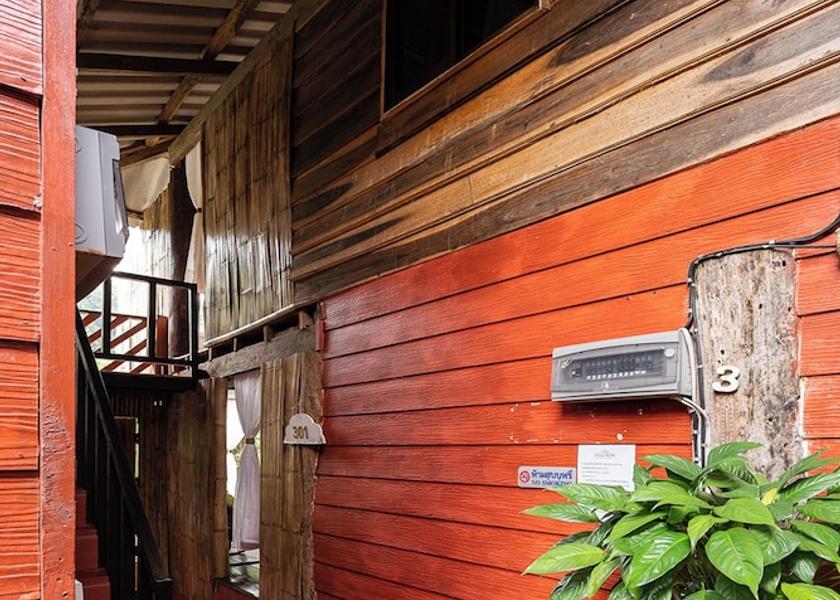 Chiang Mai Province Mae On Facade