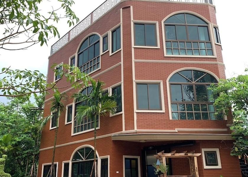 Chiang Mai Province Mae Rim Exterior Detail