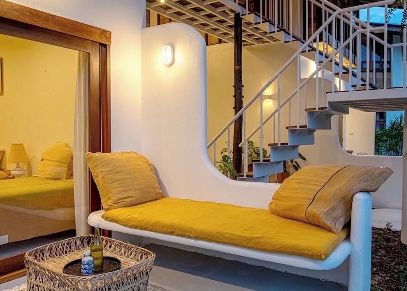 Chiang Mai Province San Kamphaeng Exterior Detail