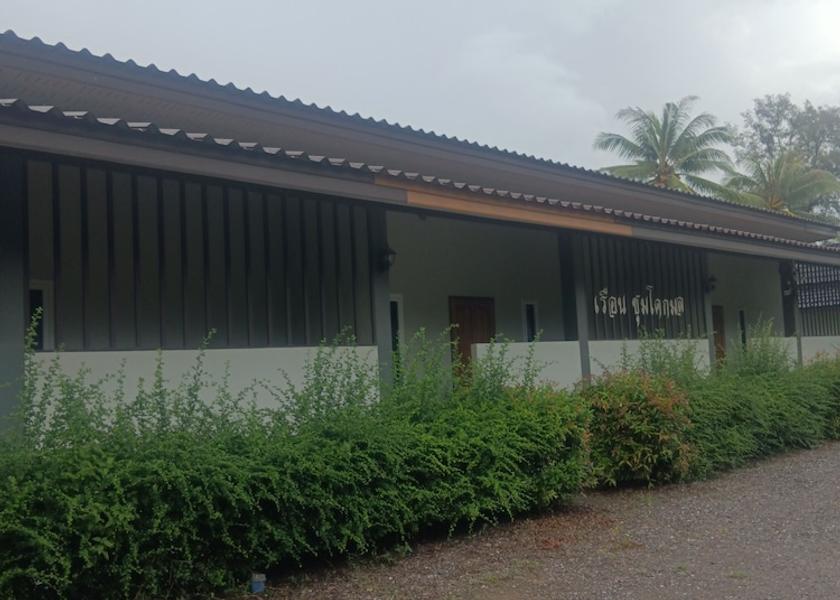 Chumphon Pathio Facade