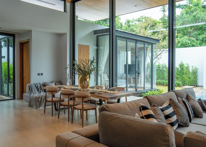 Phuket Thep Kasattri In-Room Dining