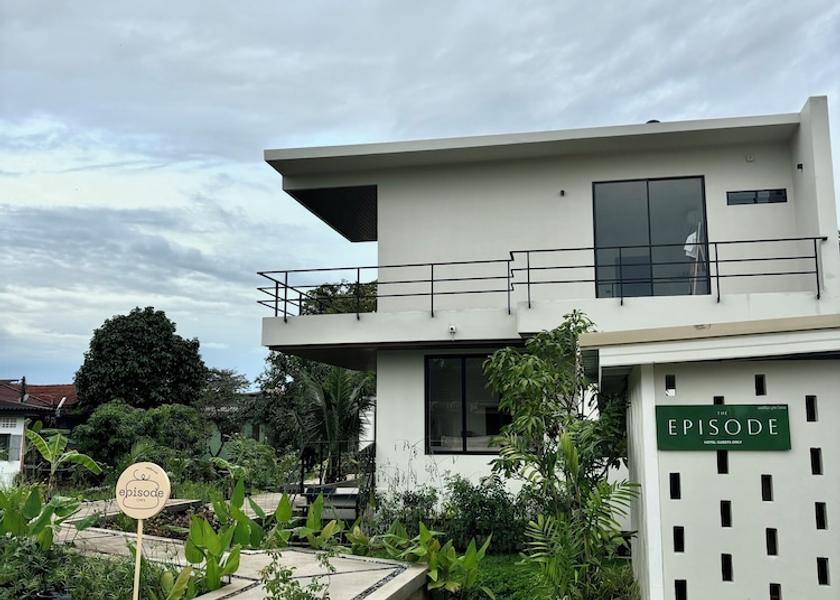 Surat Thani Phunphin Facade