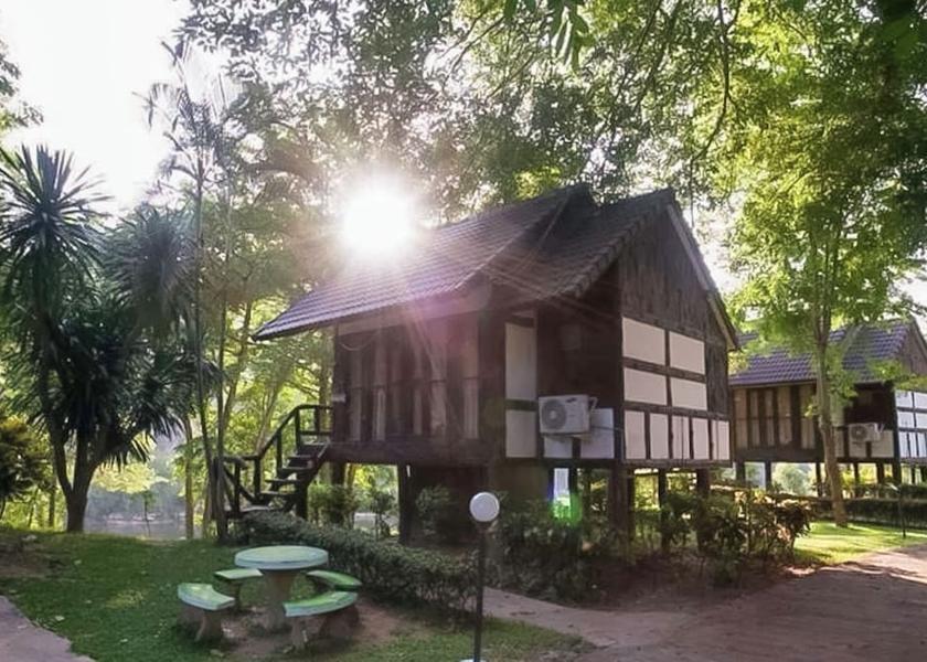 Kanchanaburi Province Sai Yok Room