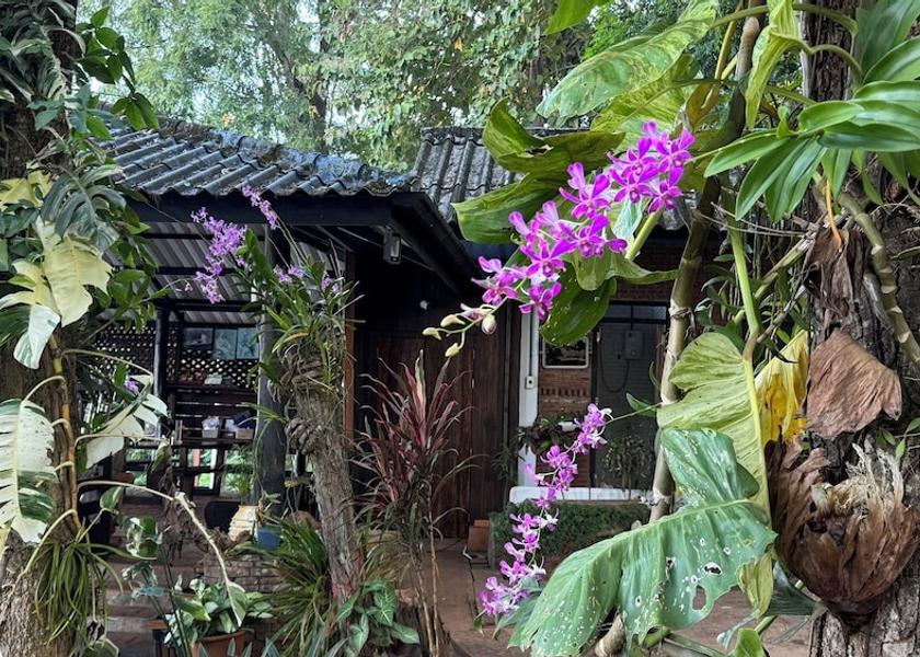 Kanchanaburi Province Thong Pha Phum Exterior Detail