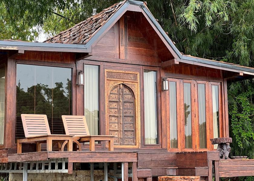 Kanchanaburi Province Thong Pha Phum Room