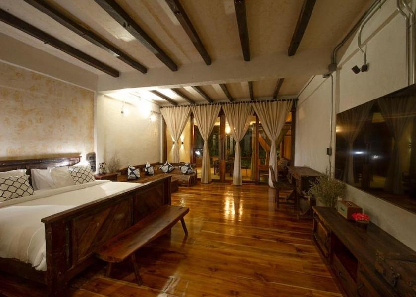 Kanchanaburi Province Thong Pha Phum Room