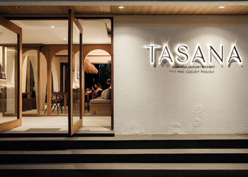 Chonburi Koh Lan Facade