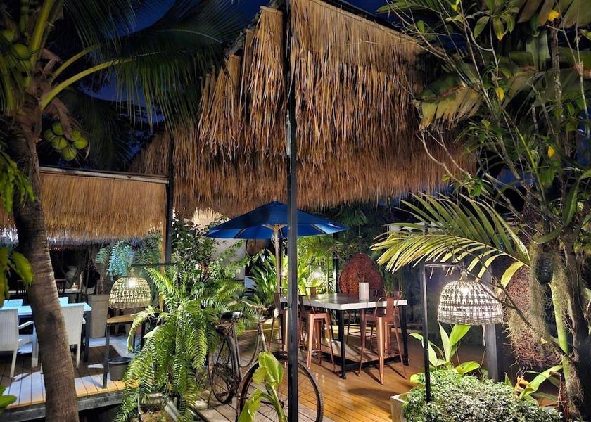 Phuket Province Si Sunthon Restaurant