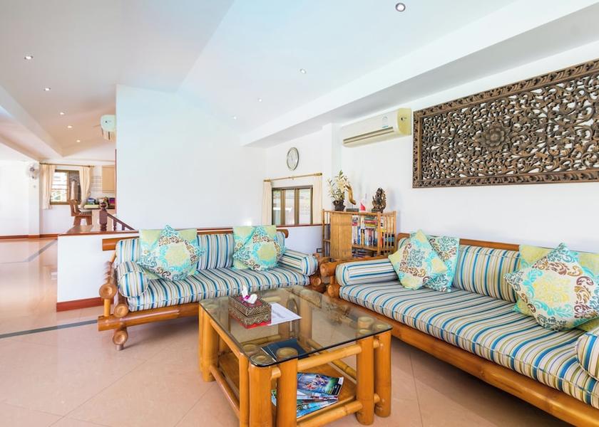 Phuket Karon Living Area
