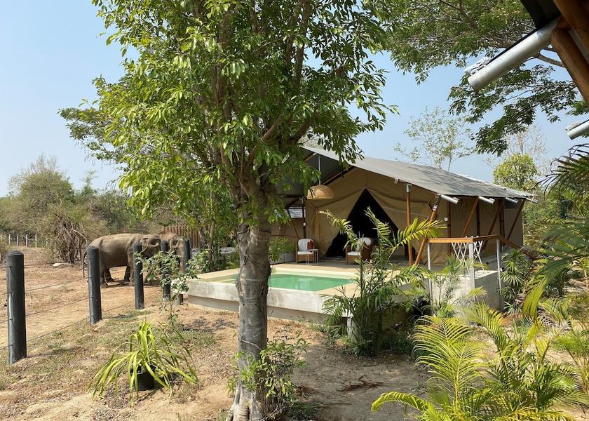 Prachuap Khiri Khan Tha Yang Facade