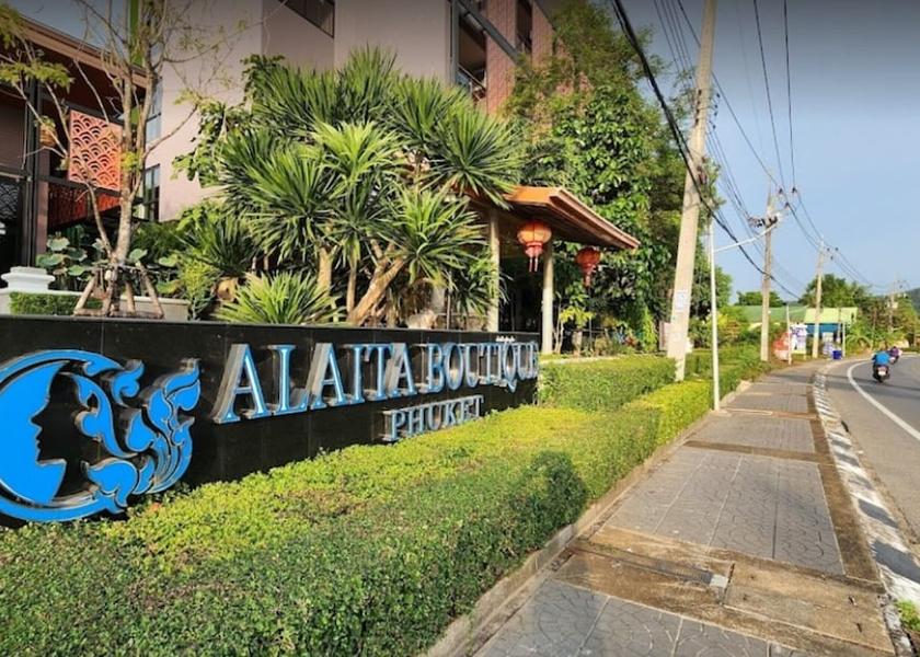 Phuket Province Wichit Front of property