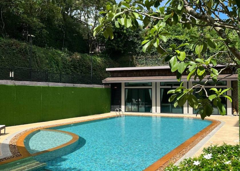 Phuket Wichit Pool