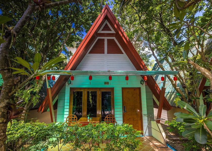 Phuket Province Rawai Room