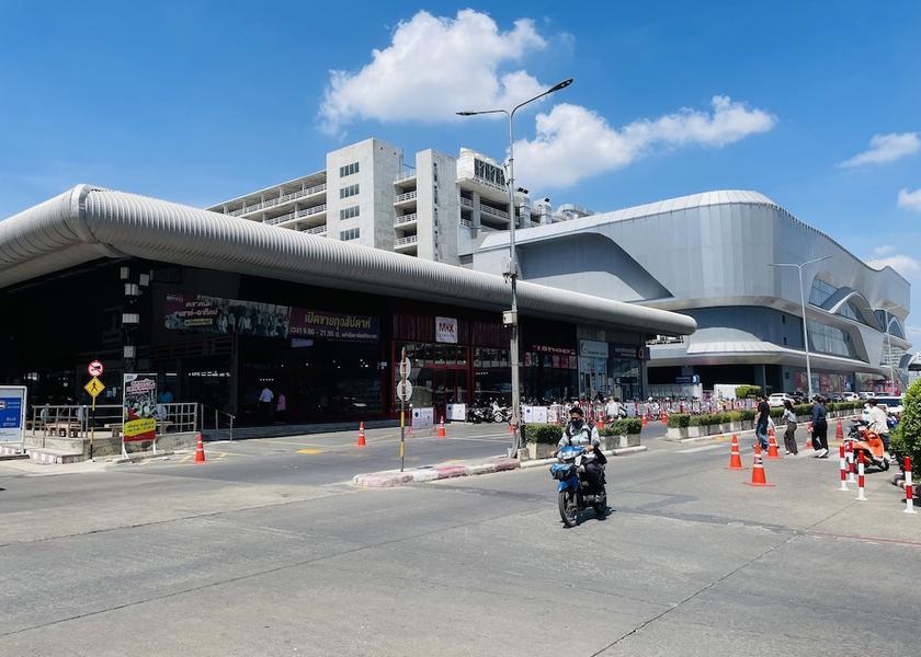Nonthaburi Province Pak Kret Exterior