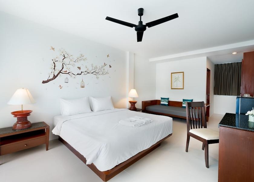 Phuket Province Choeng Thale Room