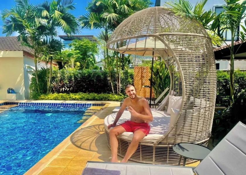 Phuket Province Choeng Thale Pool