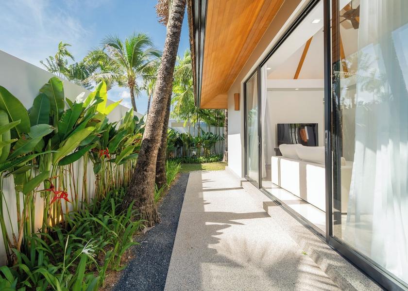 Phuket Choeng Thale Room