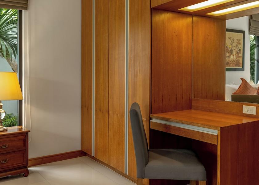 Phuket Choeng Thale Room