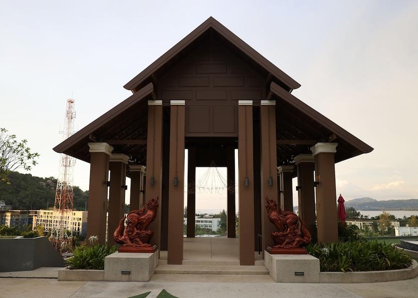 Phuket Choeng Thale Exterior Detail