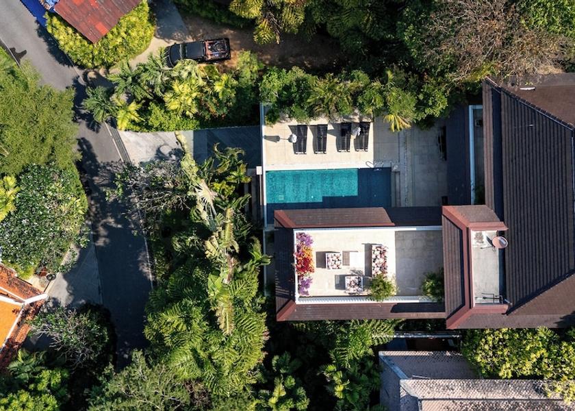 Phuket Karon Exterior Detail