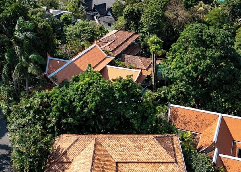 Phuket Karon Exterior Detail