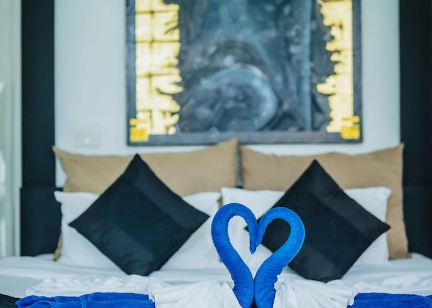 Phuket Province Rawai Room
