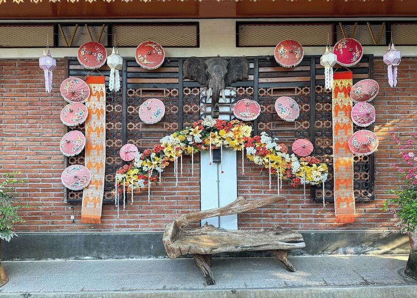 Chiang Mai Province San Kamphaeng Exterior Detail
