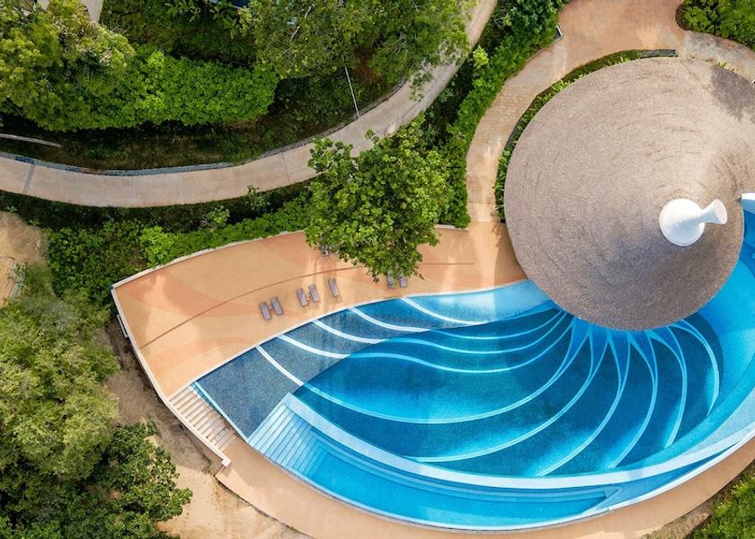 Phuket Province Maprao Island Infinity pool