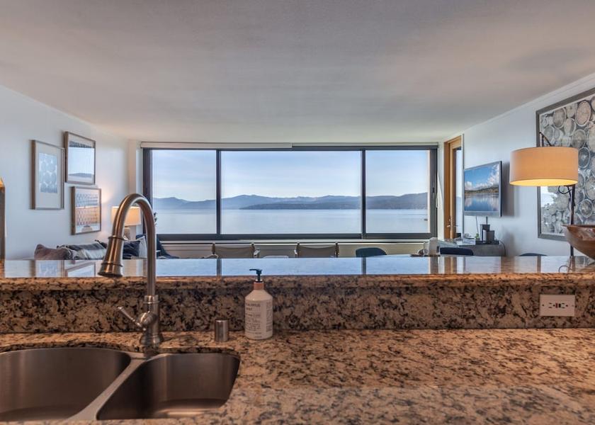 California Kings Beach Lake View