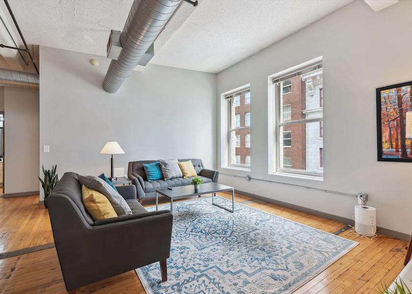 Kansas Kansas City Living Area