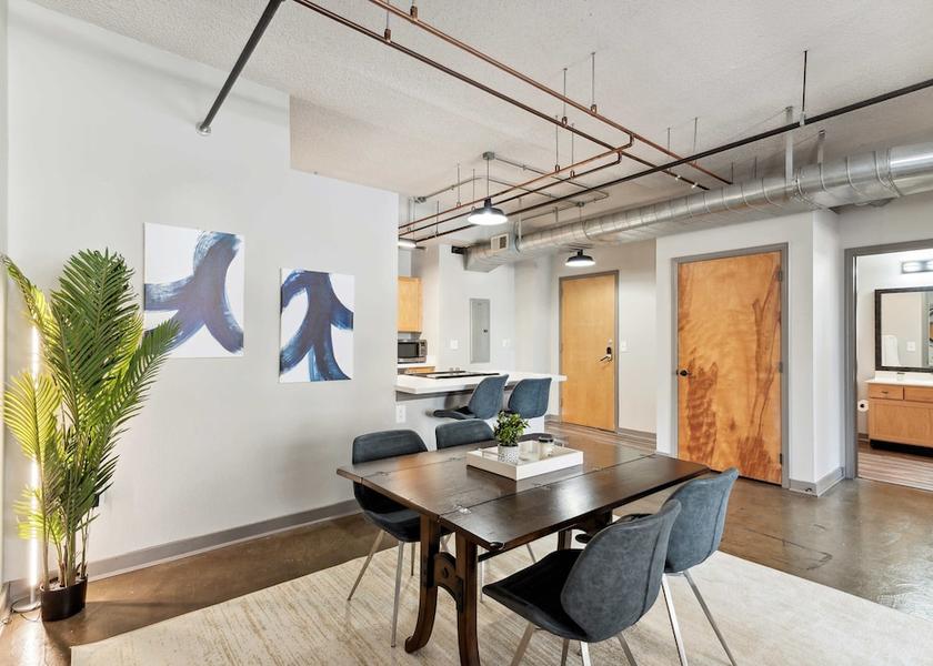 Kansas Kansas City Living Area