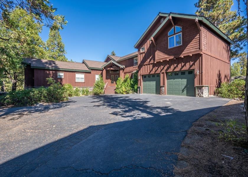 California Shaver Lake Exterior Detail