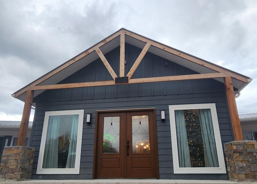 Kentucky Gilbertsville Facade