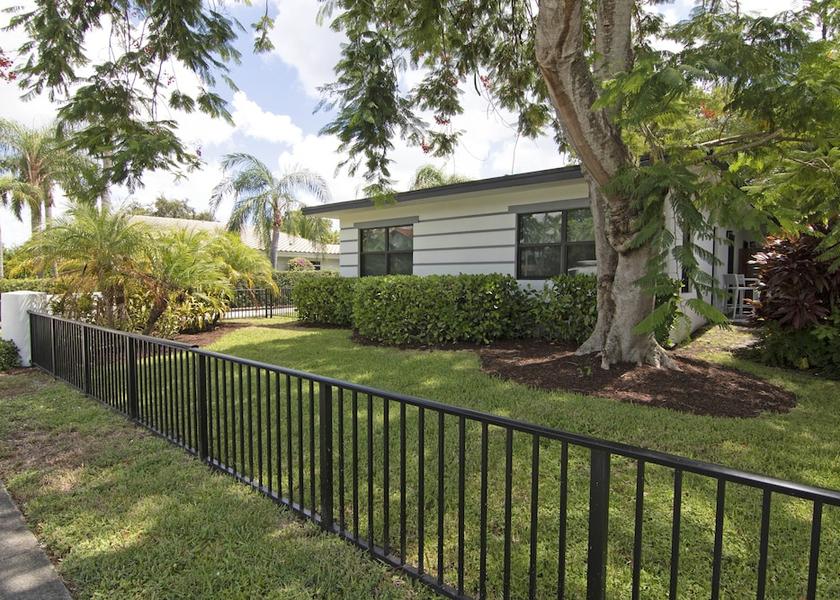 Florida Delray Beach Exterior Detail
