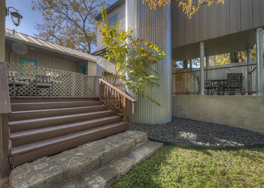 Virginia Fredericksburg Exterior Detail