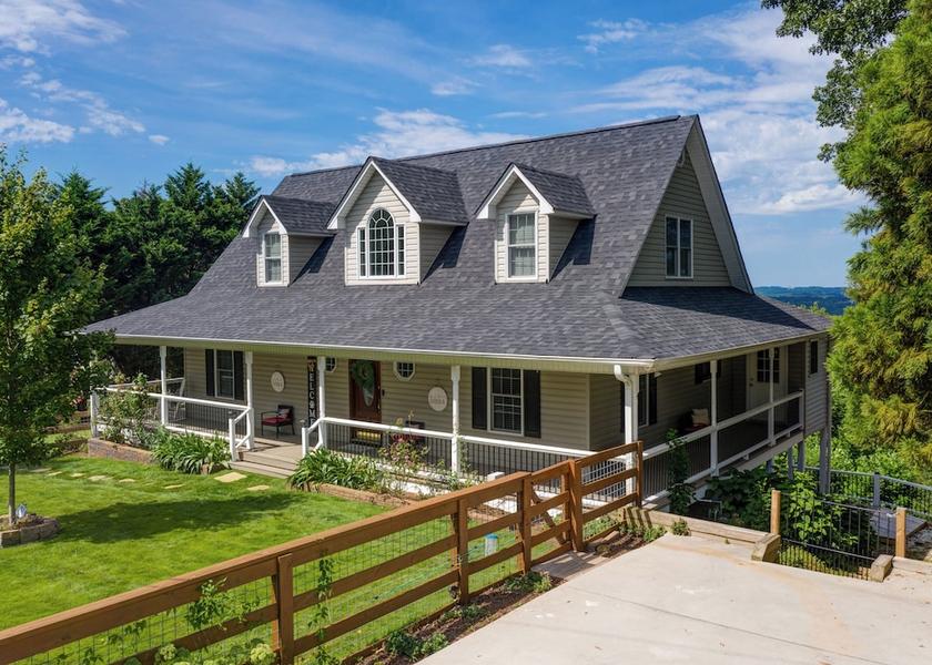 Georgia Ellijay Exterior Detail