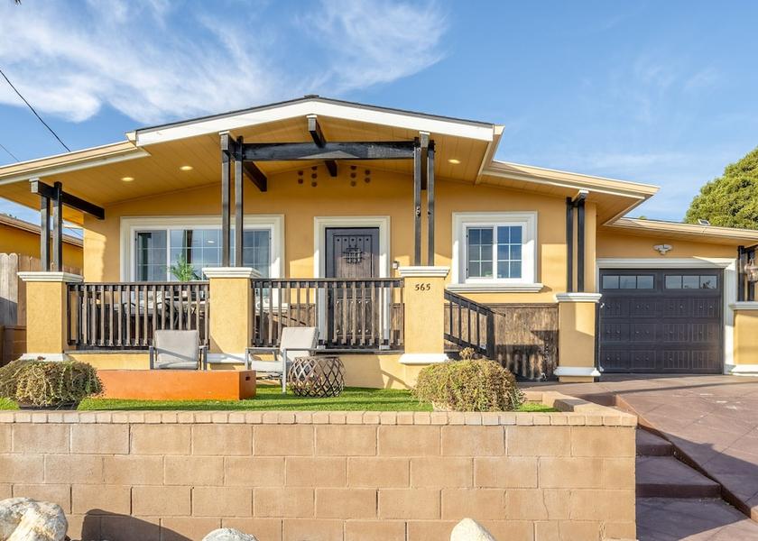 Oregon Seaside Exterior Detail